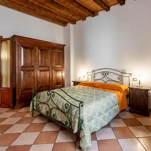 italianflat-al-teatro-romano.hotelinveneto.com/