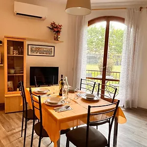 casa-meda-girasole.hotelinveneto.com/